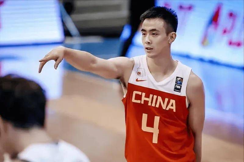 硬汉进化论从“肌肉怪兽”到“身边狠人”动作片的主角，永远是时代的镜像。